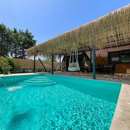 Marmaris-hisaroenue'nde Isitmali Havuzlu Villa Marmaris